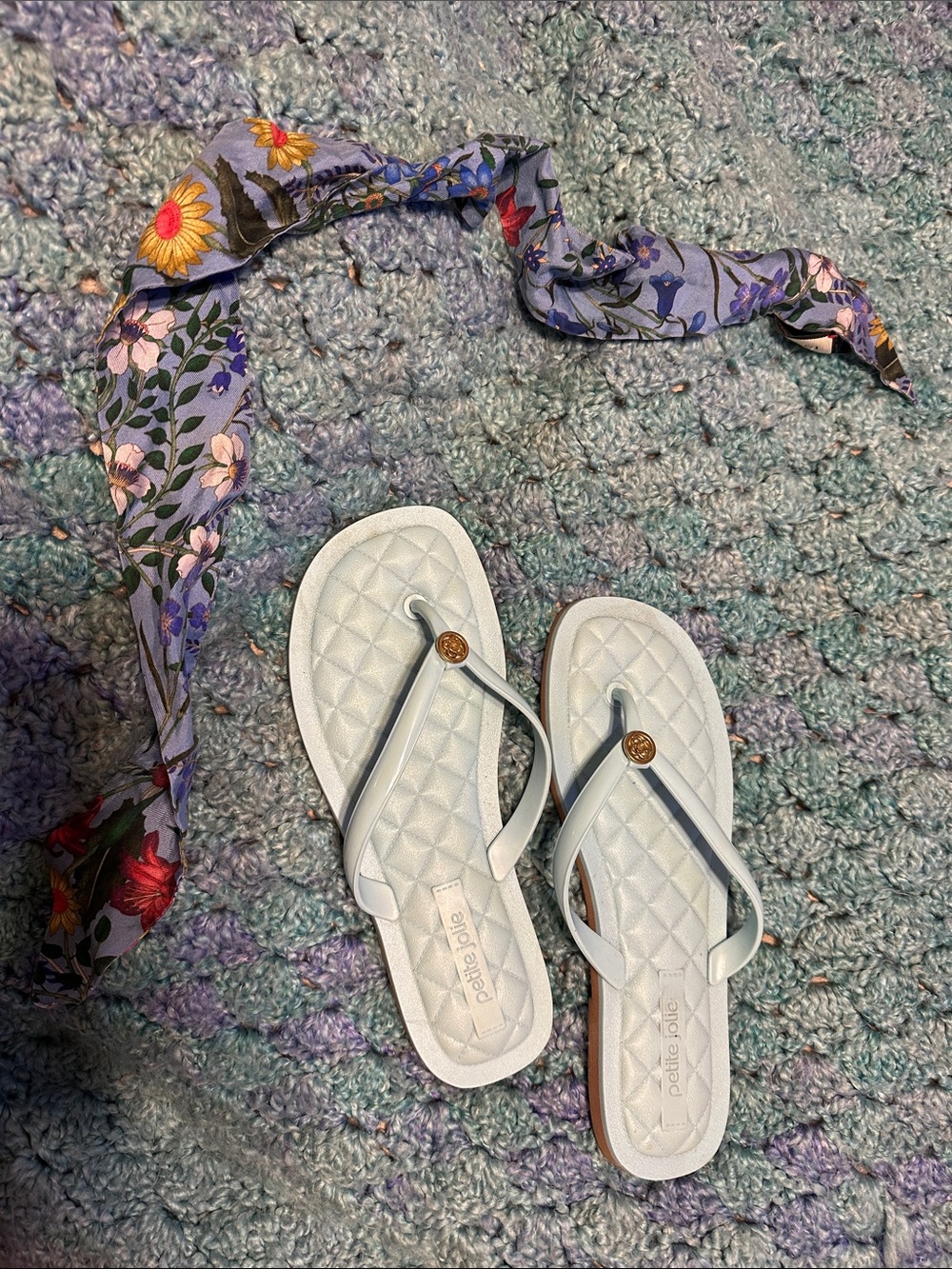 petite jolie White Quilted Flip Flop Sandals with Gold Medallion